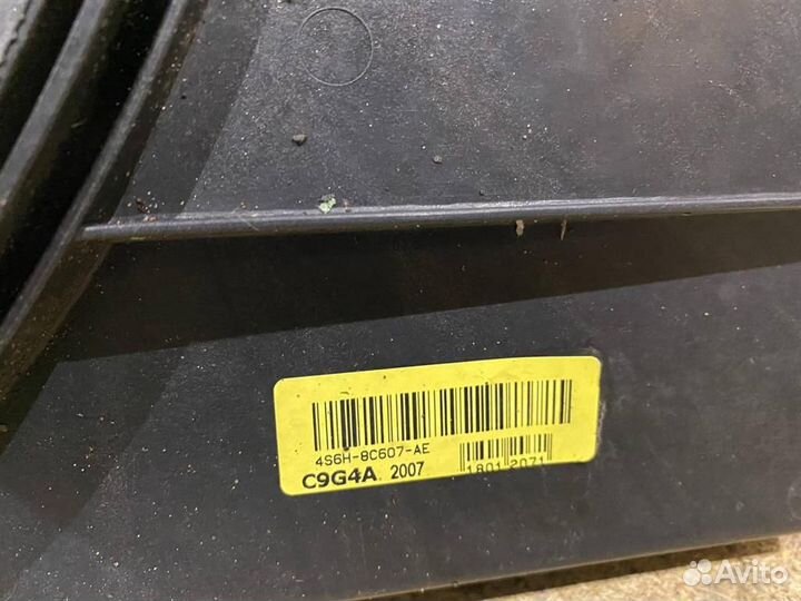 Диффузор в сборе Ford Fusion