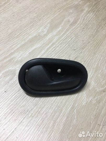 Ручка двери внутренняя салона Renault logan 2 Лев