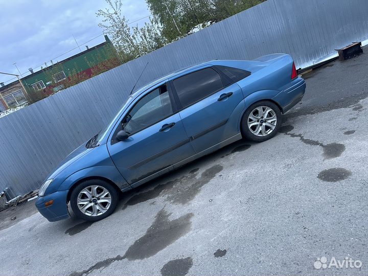 Ford Focus 2.0 AT, 2001, 200 000 км