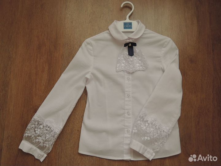 Блузка школьная для девочки,рост 134,фирма Смена