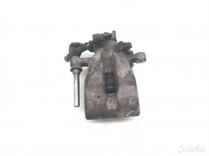 Суппорт задний правый Opel Astra H 1.9 cdti 2006