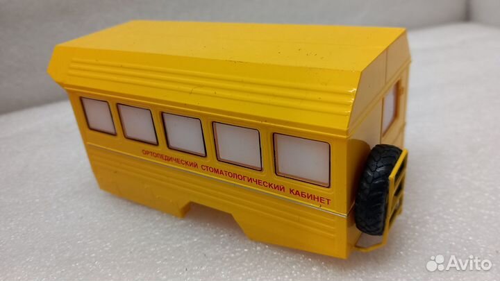 1:43 Будка Газ-66