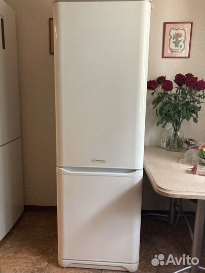 Холодильник бу ariston MBA 2185