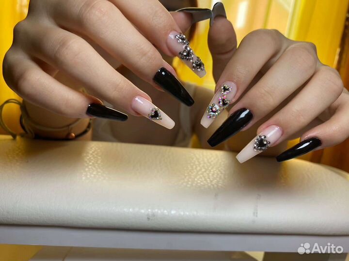 Наращивание ногтей