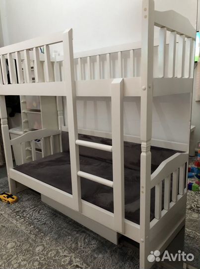 Кровать двухьярусная 160/70