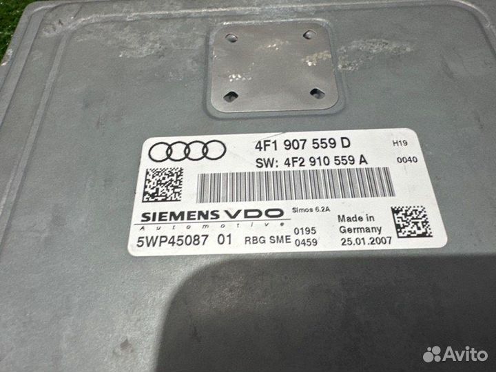 Электронный блок управления двигателем(эбу) Audi