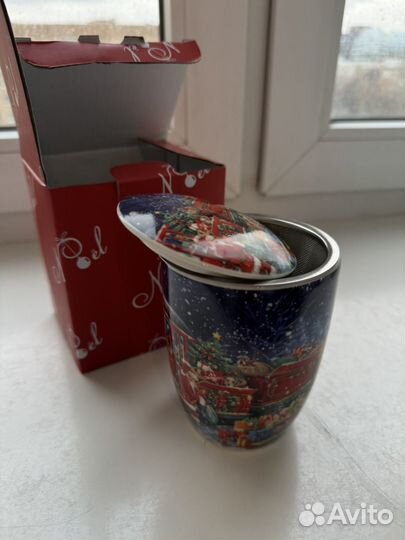 Кружка с сито и крышкой санта и поезд