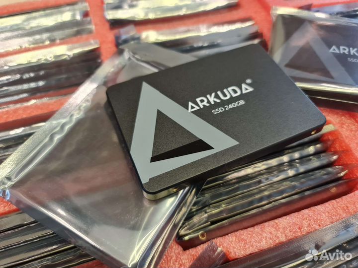 SSD 240GB - новый 3г. гарантия