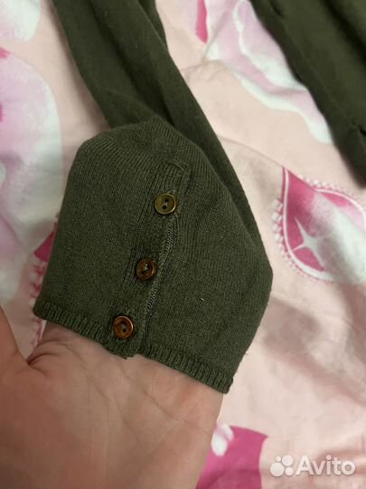 Водолазка stradivarius р- S болотного цвета