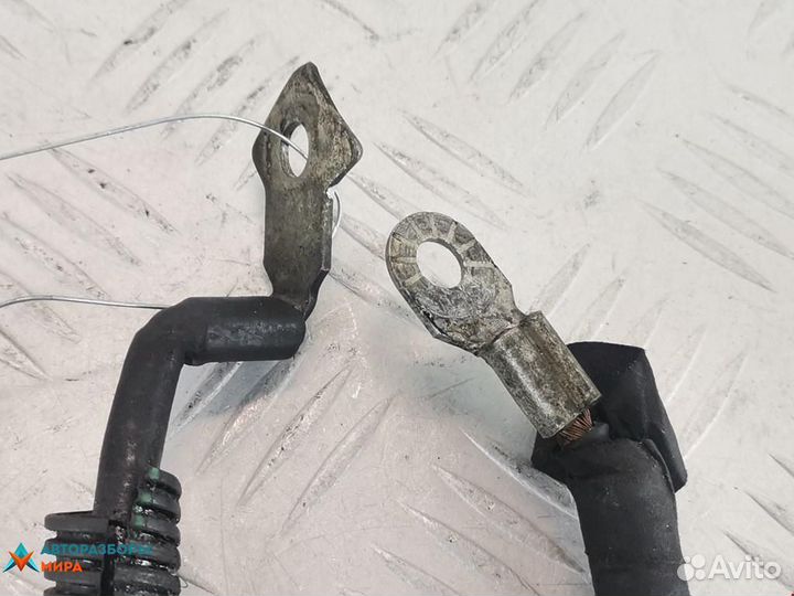 Клемма аккумулятора минус Renault Laguna 1996