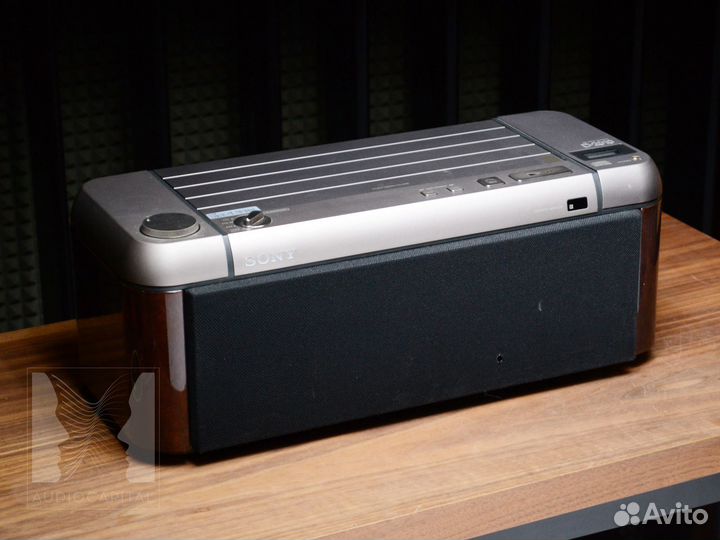 Музыкальный центр Sony Celebrity D-2010