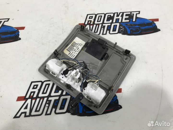 Плафон салонный Cadillac STS