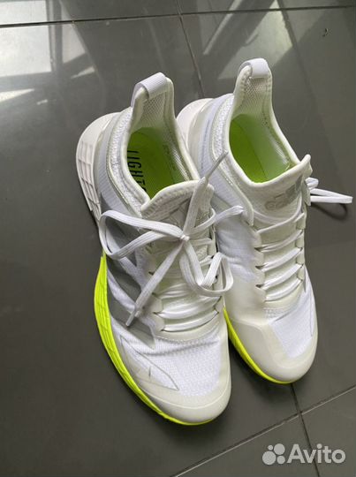 Теннисные кроссовки adidas женские 37,5