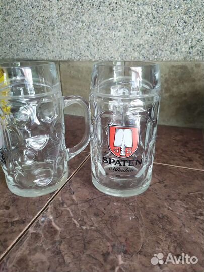 Пивные бокалы, кружки
