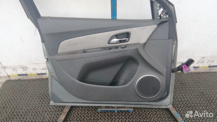 Дверь передняя левая Chevrolet Cruze