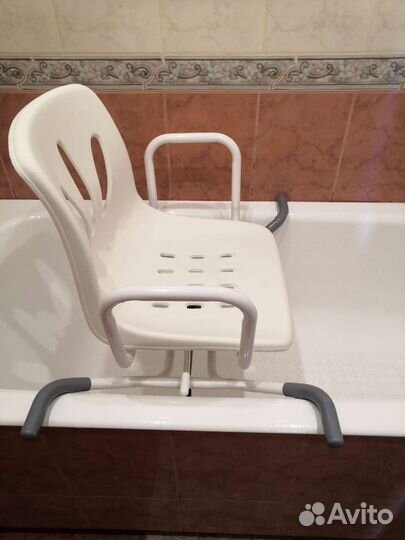 Сиденье для ванны поворотное для пожилых людей