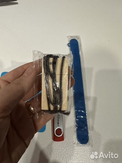 USB флешки брендированные фирменные на 4/8 /16 гб