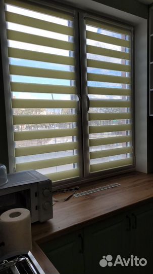 Рулонные шторы день ночь на заказ