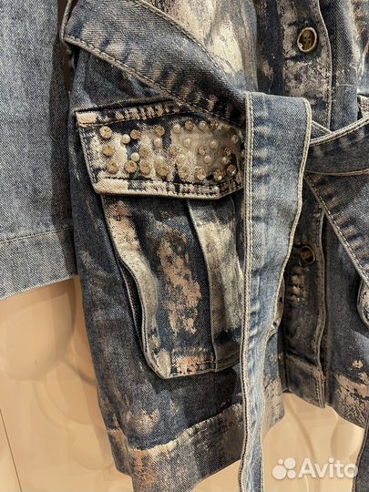 Джинсовая куртка