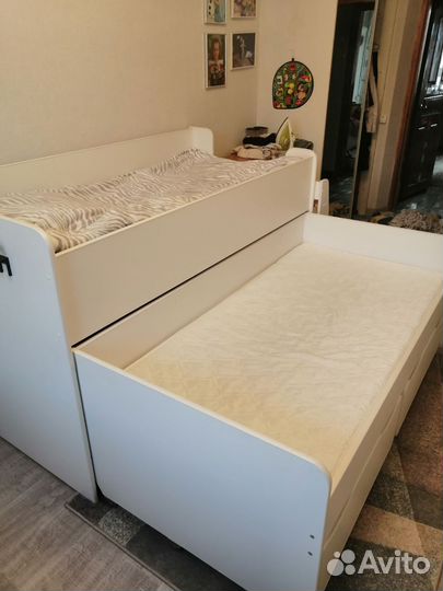 Двухярусная кровать бу с матрасами