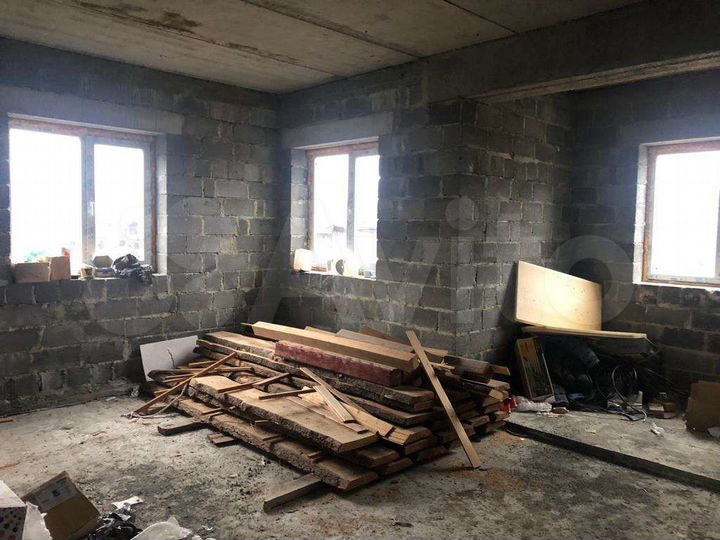 Дом 250 м² на участке 22 сот.