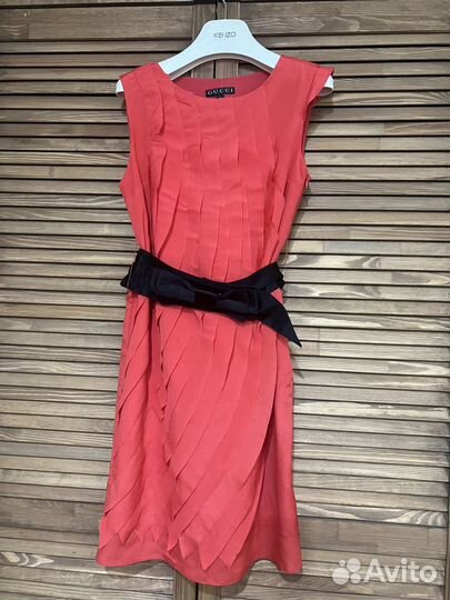 Платье женское Gucci