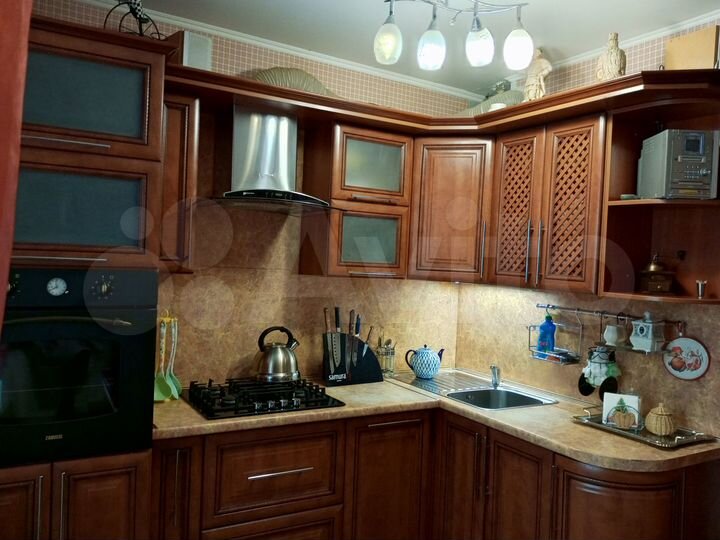 2-к. квартира, 60 м², 1/5 эт.