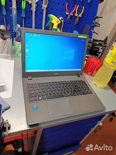 Ноутбук Acer E5-573G-31V3