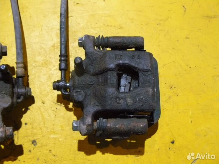 Задний суппорт для Nissan Tiida C11 2010г