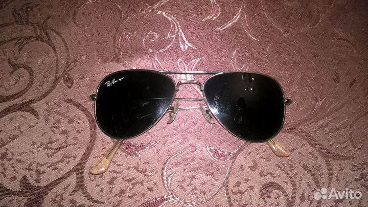 Очки солнцезащитные