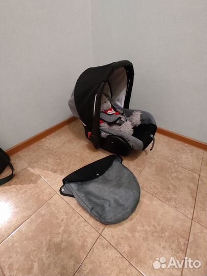 Коляска 3в1: состояние новой