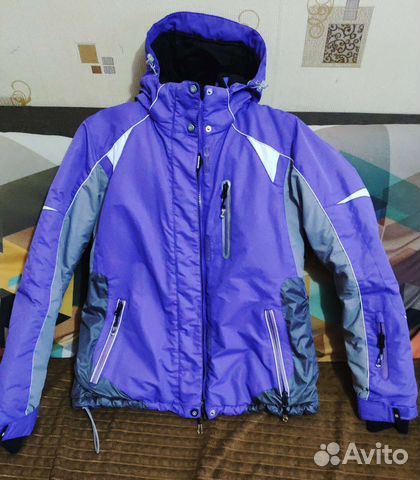 Горнолыжная куртка женская 44 размер