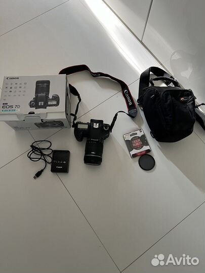 Зеркальный фотоапарат Canon eos 7d 18-135