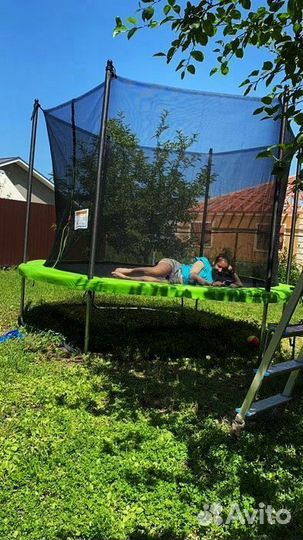 Батут с защитной сеткой 306 см Доставка