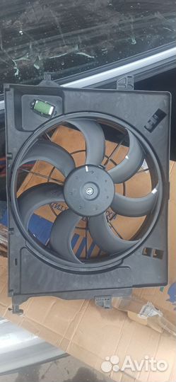 Вентилятор охлаждения радиатора
