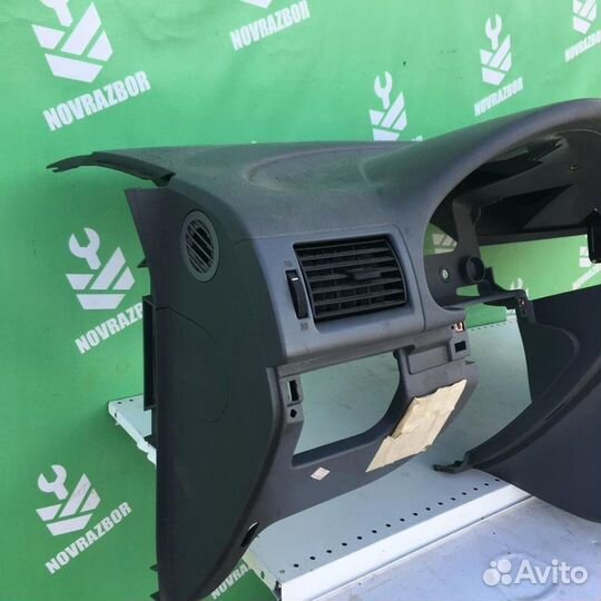 Торпедо Форд Торнео Коннект