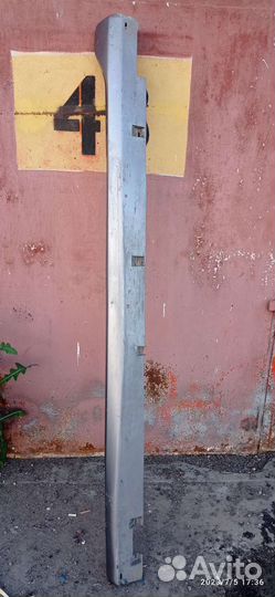 Накладка на пороги для мазда 323,фамилия, 2001-03г