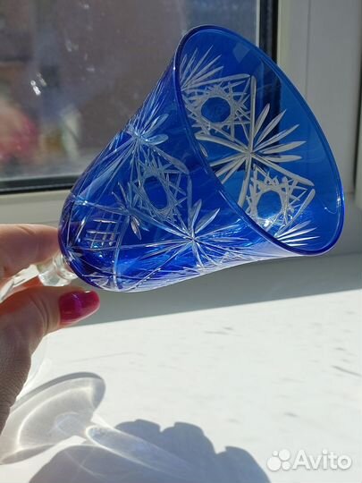 Набор бокалов из цветного стекла