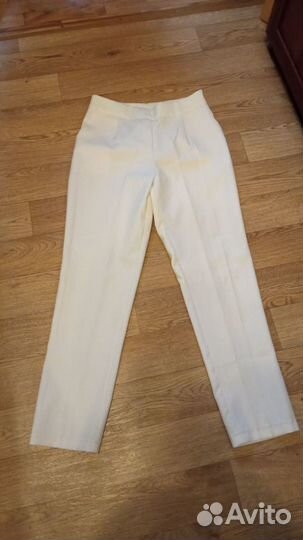 Женские брюки белые 42-44р бу