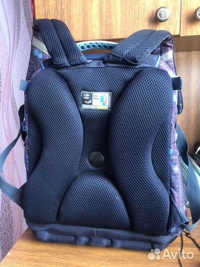 Ортопедический школьный рюкзак