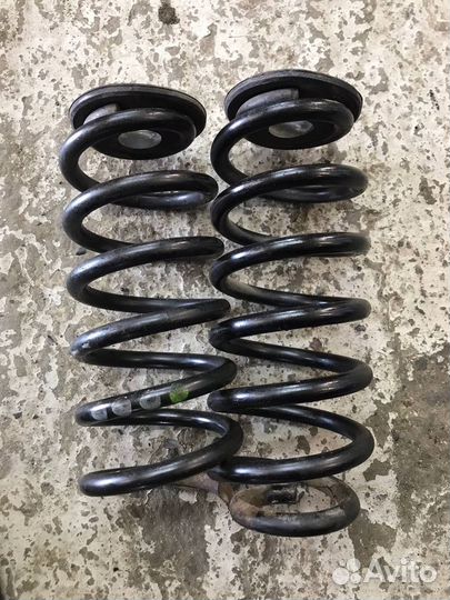 Витые пружины Зд заднее Audi A3 8P CCZ 2009
