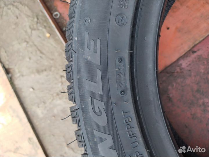 Triangle IcelynX TI501 215/55 R17