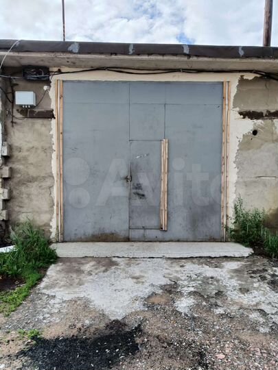 Гараж, > 30 м²