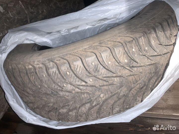 Yokohama Ice Guard SUV G075 215/60 R16