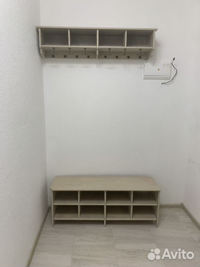 Мебель для прихожей Икеа: тумба и вешалка