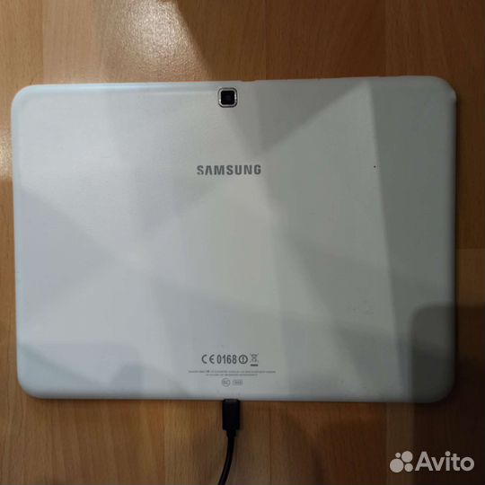 Планшет Samsung galaxy tab 4 10.1