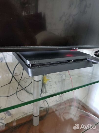 Игровая консоль ps4 slim