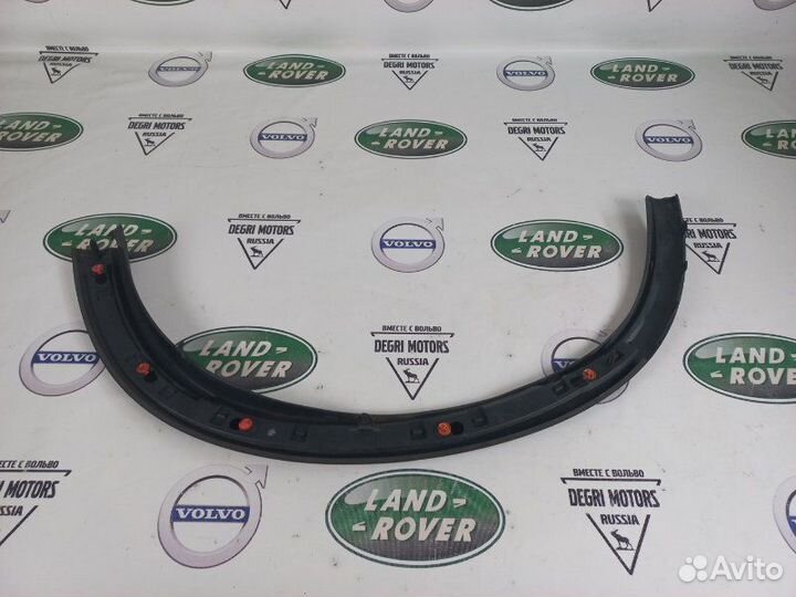 Расширитель крыла передний правый Volvo XC90 03-14