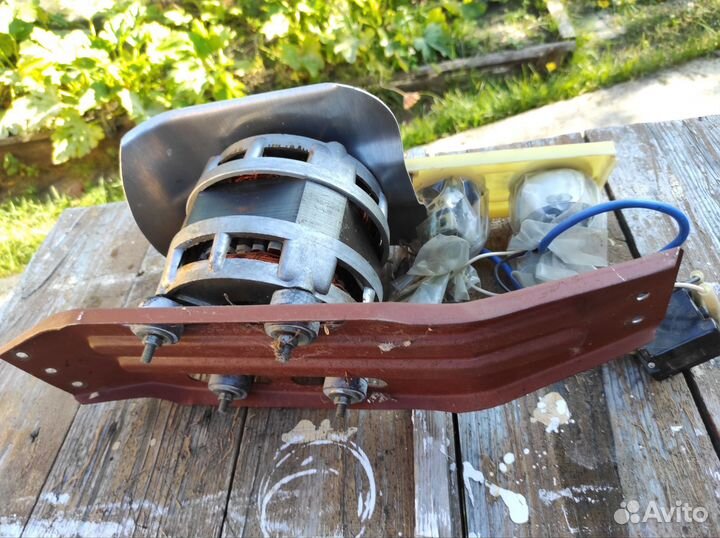 Электродвигатель от стиральной машины