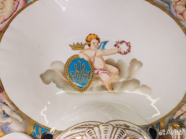 Фарфоровая ваза для фруктов в стиле Севр